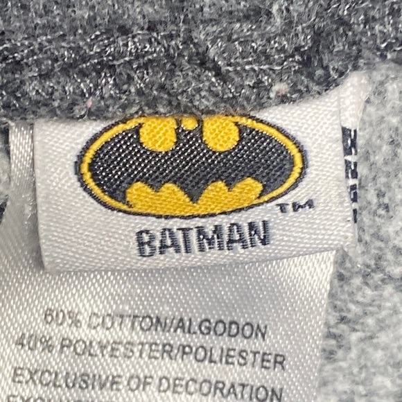 Batman Boys T-Shirt and Sweats Combo Cotton Polyester Blend Size 24 Months - Picture 8 of 11